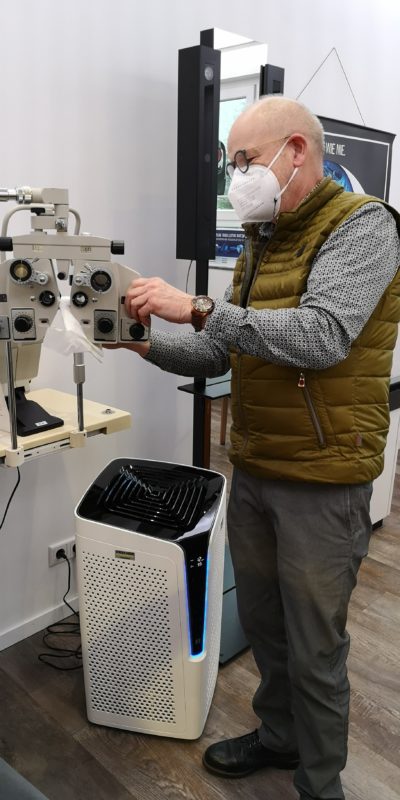 Hans-Joerg Richter Desinfizieren Luftreinigungsgeraet mit Hepa Filter H 14