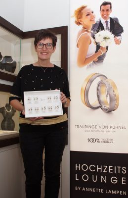 Trauringberatung in unserer HochzeitsLounge by Annette Lampen