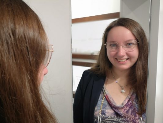 Franziska Lampen mit GigiStudios Brille
