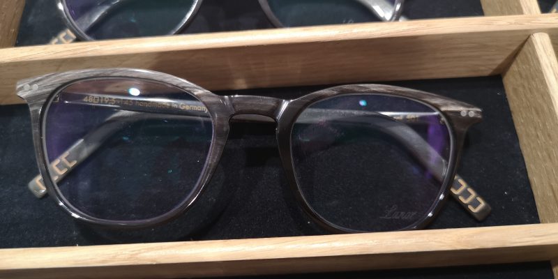 Lunor Naturhorn-Brille - unsere teuerste Brille kostet um die 1.400,- € Annette Lampen - Juwelier & Augenoptik