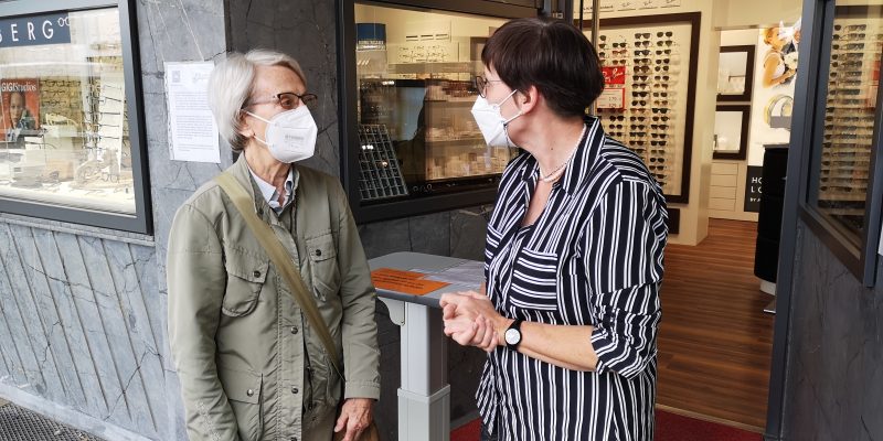 Die Serien-Nummer macht eine LINDBERG-Fassung einzigartig und persönlich zuordbar. Kundin konnte so ihre verlorene Brille wiederbekommen.