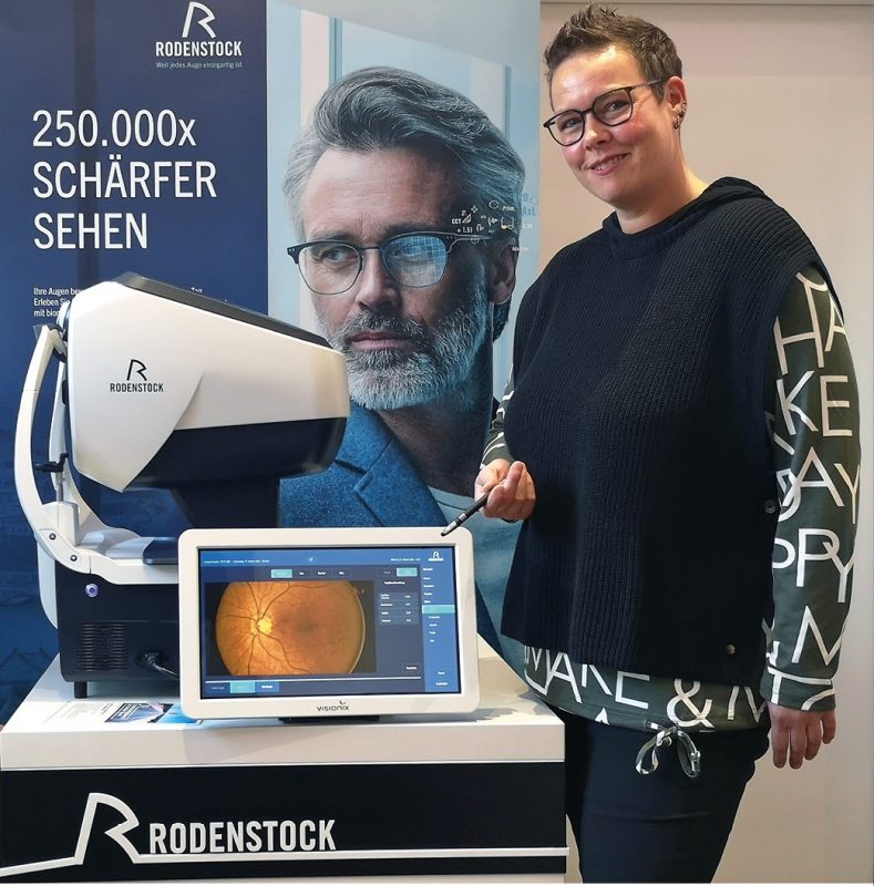 DNEye-Scanner 3 bei Annette Lampen Juwelier & Augenoptik mit Svenja Bunse